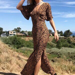Nasty Gal Leopard Print Side Slit Flowy Maxi Dress Plunge Neck Size 10